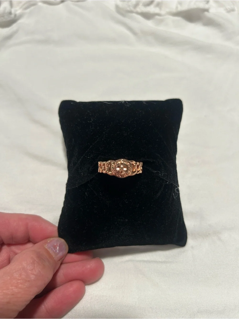 Marc jacobs Rose Gold Floral Cluster Ring -NWT  size medium (8-9)